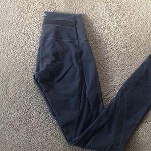 Hardly worn grey lululemon leggings!